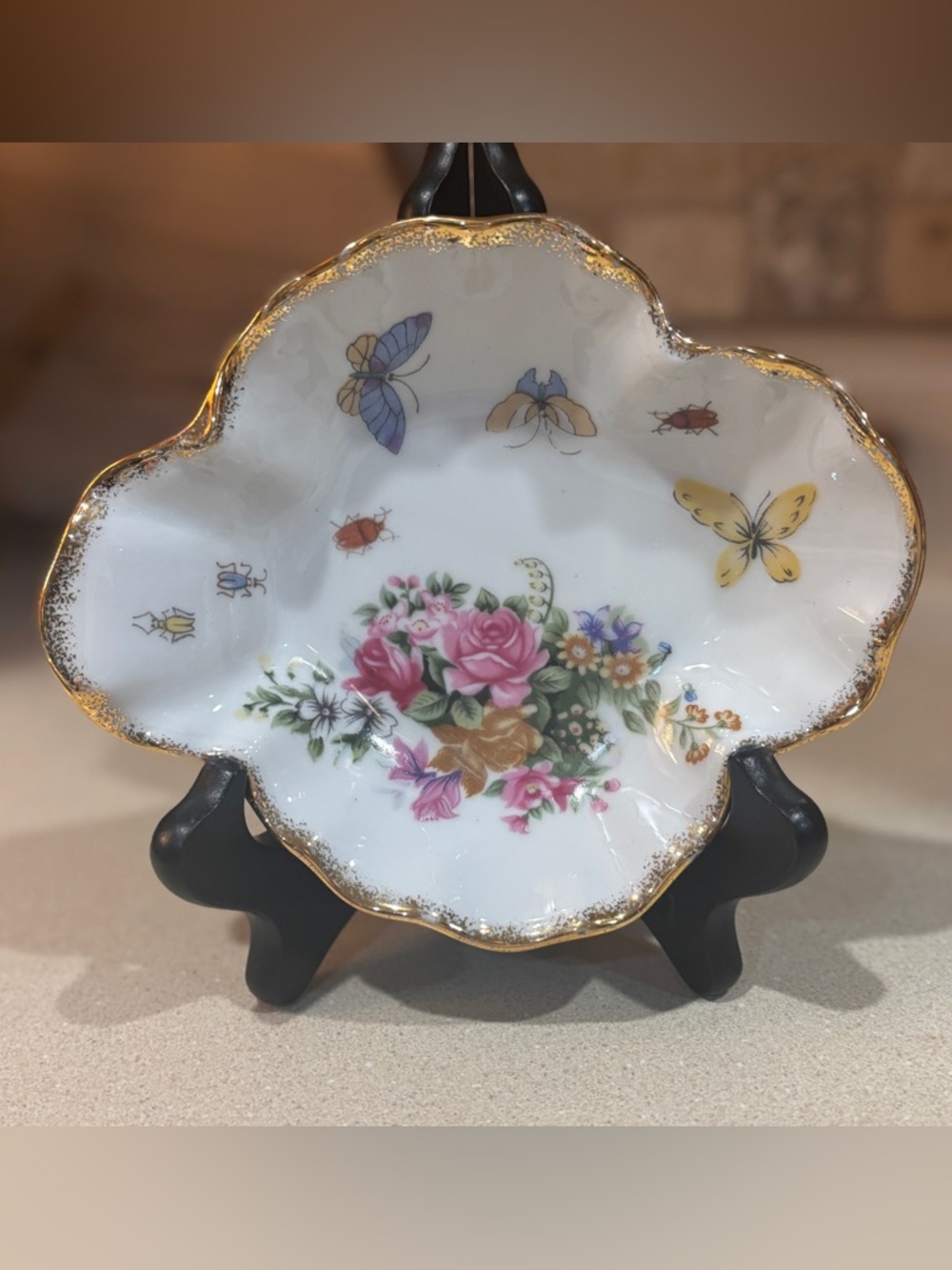 A vintage Royal Crown porcelain dish